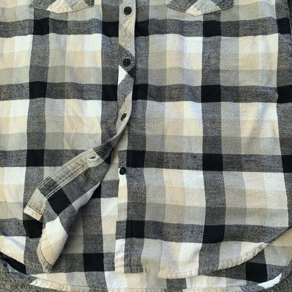 Volcom Flannel Shirt Women’s Small Black Beige White Check Plaid “Thin Layer” - Picture 4 of 15